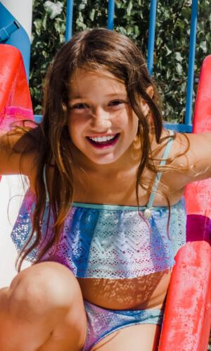 Zwembad ardinam glijbaan